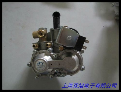 氦氣減壓器調(diào)壓閥鋼瓶減壓器壓力表壓器廠
