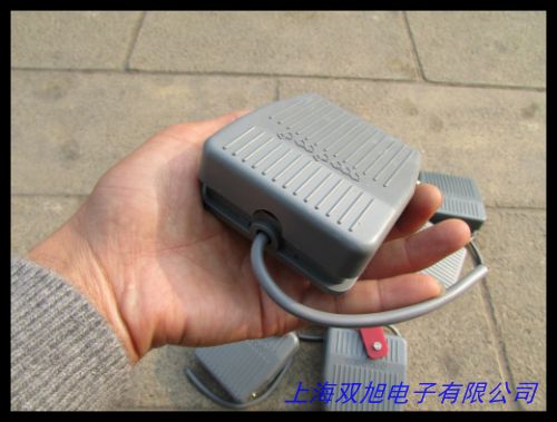 凱昆帶前防護(hù)擋板鋁合金重型腳踏開關(guān)HRF-HD3NS