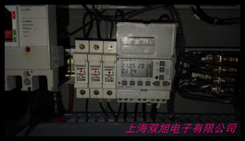 經(jīng)緯儀路燈控制器 光/時(shí)控開(kāi)關(guān) 全球適用220V 哈爾濱